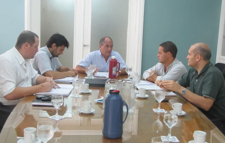 Simoniello propuso la creación del Consejo Municipal de Promoción del Desarme Voluntario