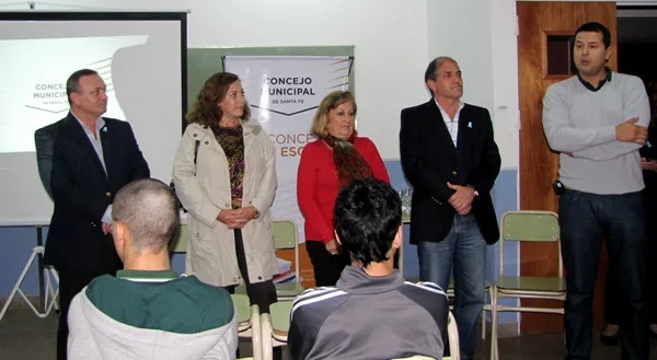“El Concejo en Tu Escuela” se presentó en el Colegio Visión de Futuro