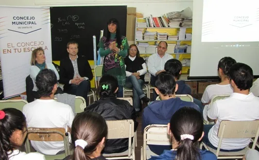 El barrio San Lorenzo fue sede del Programa “El Concejo en Tu Escuela”
