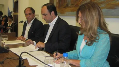 Se firmó la reglamentación de los Retardadores de Excedentes Pluviales