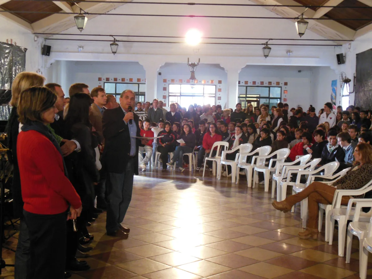 “El Concejo en Tu Escuela” se presentó con un concierto interactivo del Himno Nacional