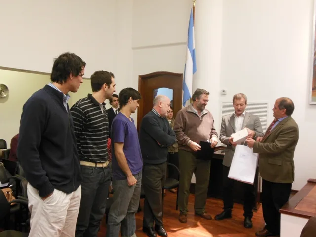 El equipo de básquet de Unión recibió su reconocimiento en el Concejo