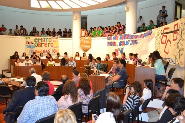 Concejo Joven: Ejemplo de educación y participación ciudadana
