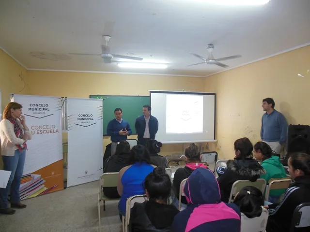 Los Concejales visitaron la escuela Nicaragua