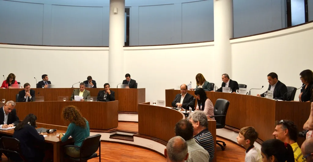 El Concejo expresó su preocupación por la suspensión de trabajadores en Coto