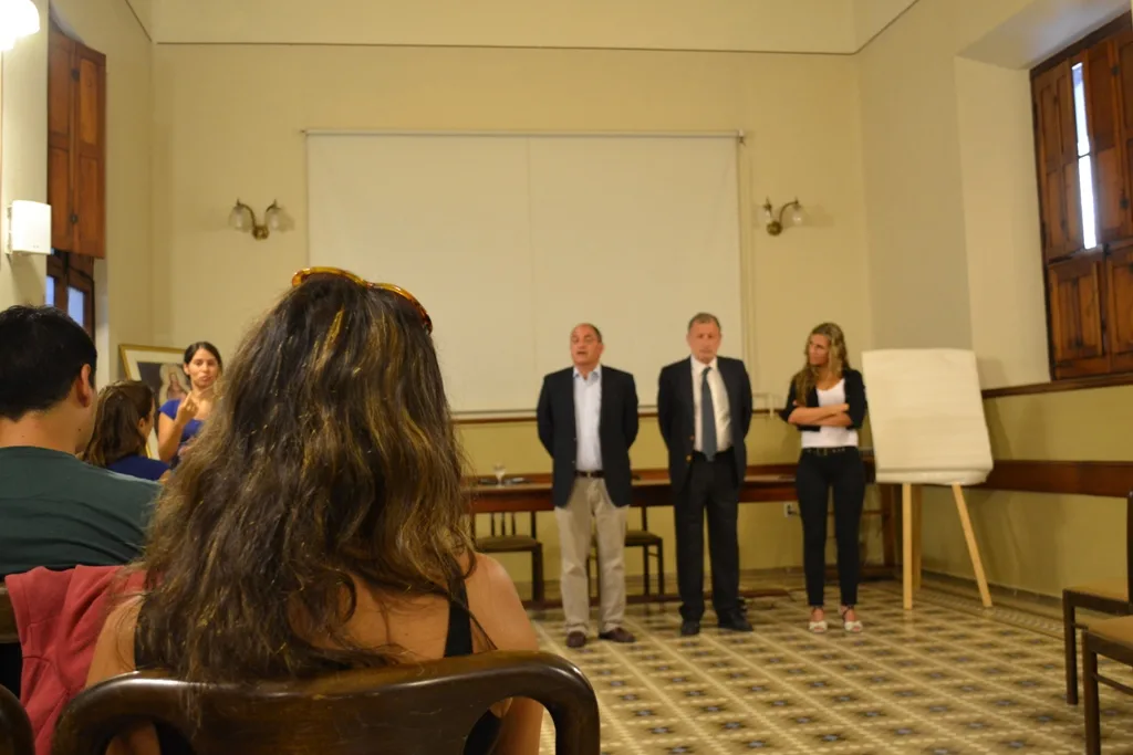 Jóvenes se capacitaron para “contar” los pasos del Papa por la Manzana Jesuítica
