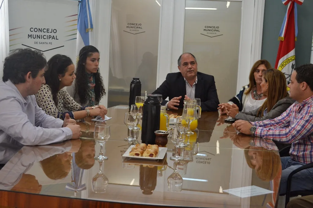 Las santafesinas que contemplaron de cerca el legado de Ana Frank