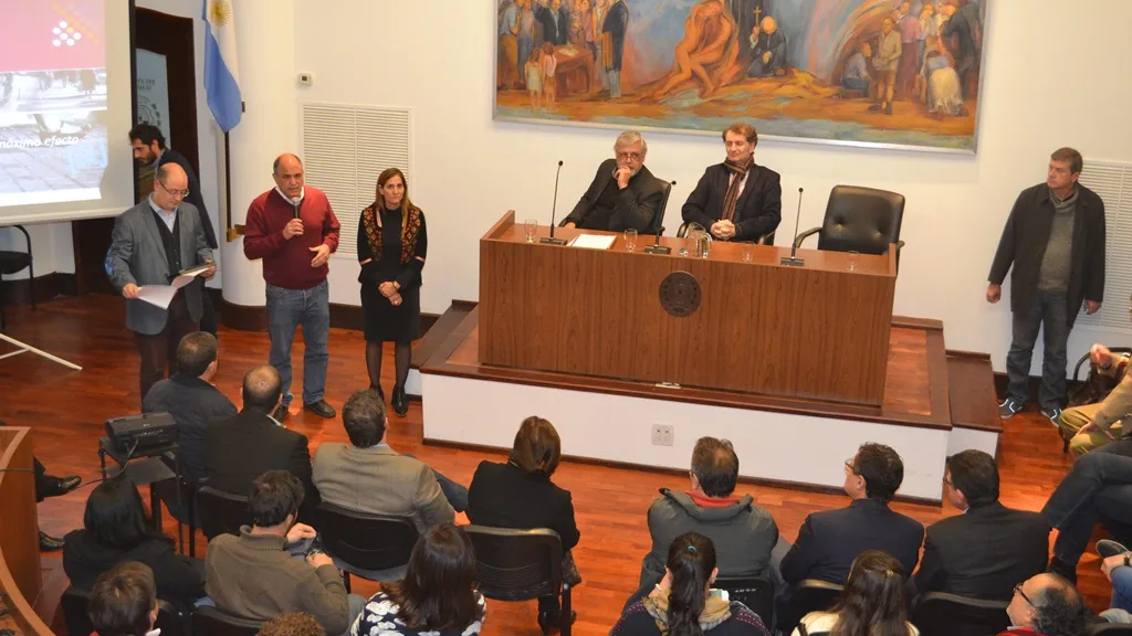 Profesionales debatieron sobre movilidad urbana en el Concejo Municipal
