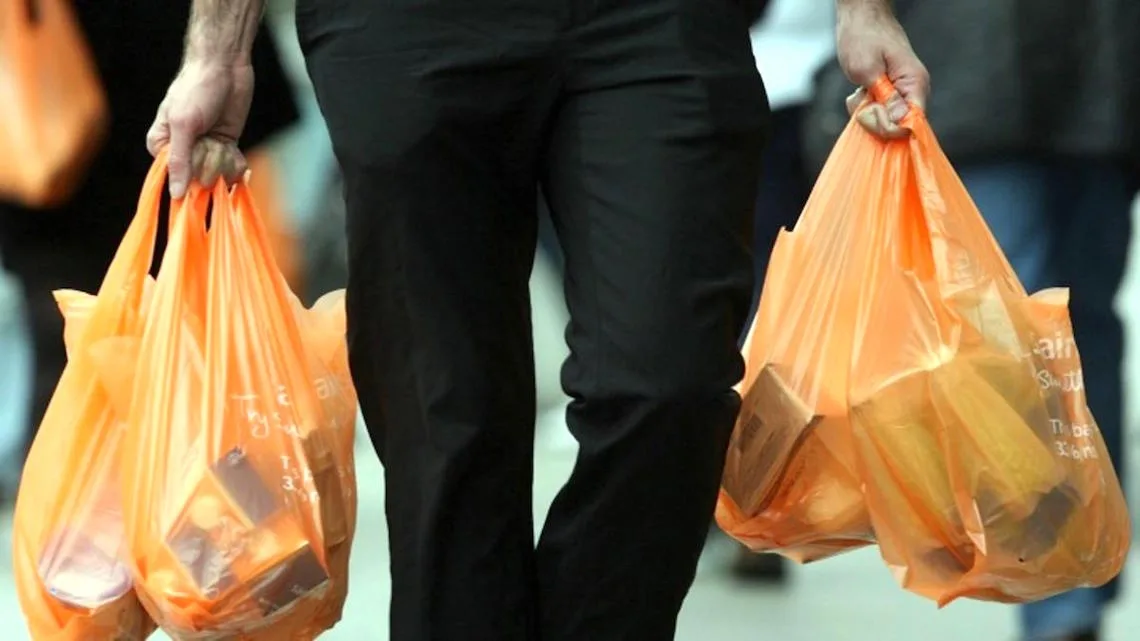 No se entregarán más bolsas plásticas de polietileno en comercios de la ciudad