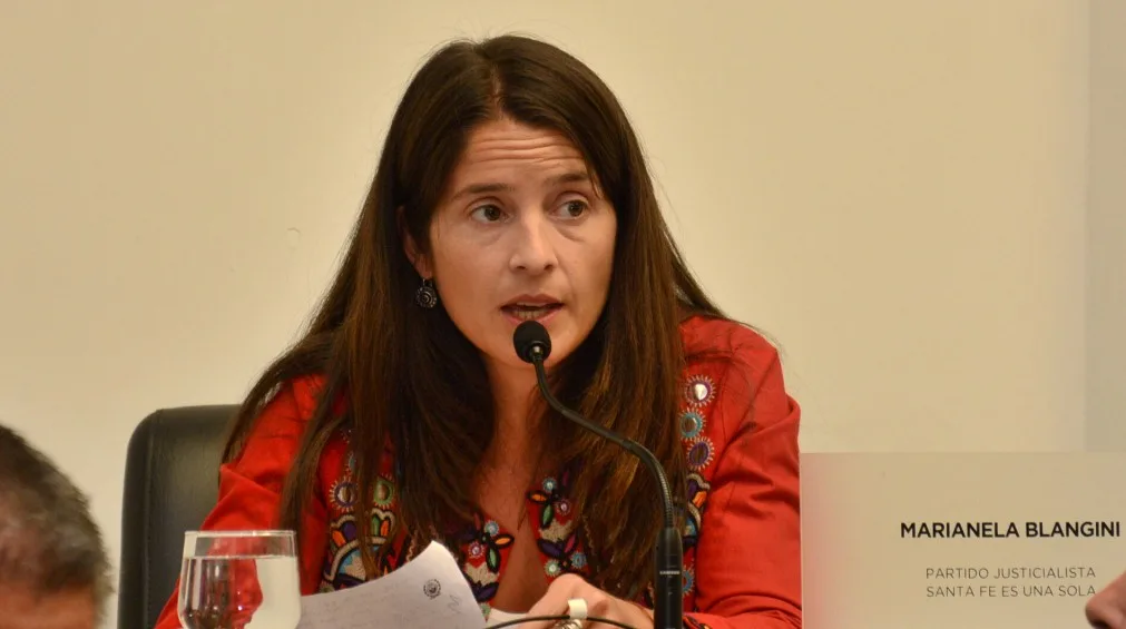 El Concejo Municipal pidió información al Ejecutivo por los “quemacoches”