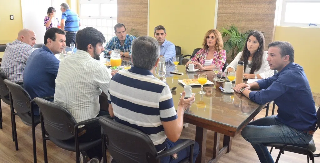 Concejales se reunieron con edil de Rafaela por ordenanza de narcolemia