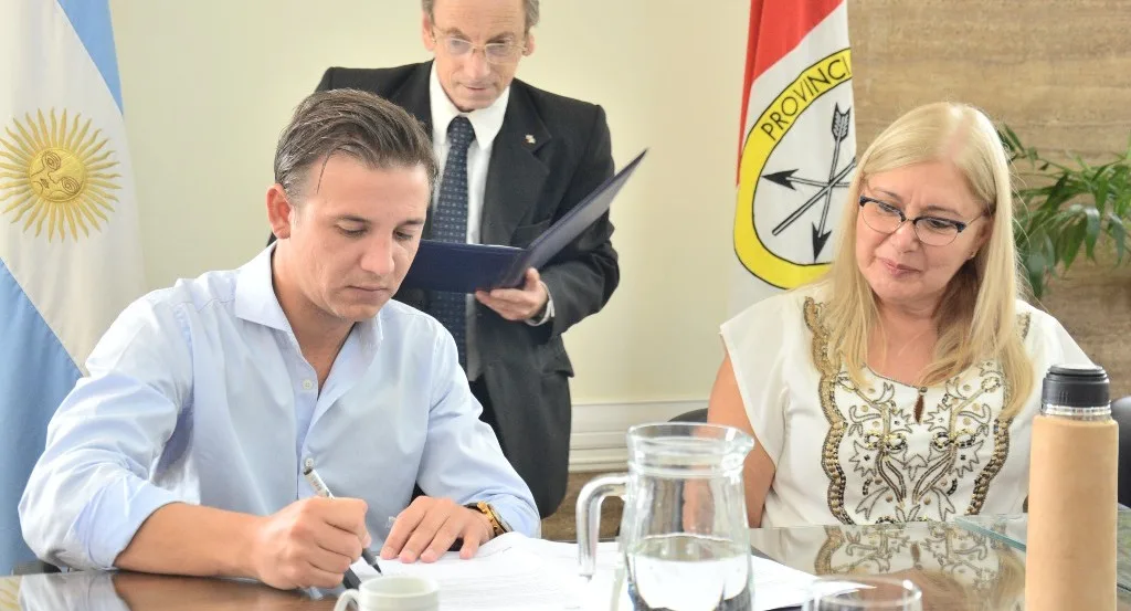 El Concejo Municipal firmó un convenio con la Cámara de Mujeres Emprendedoras