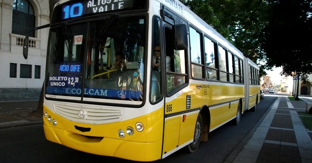 Proponen utilizar el “Cuándo Pasa” para efectuar denuncias sobre el estado del transporte