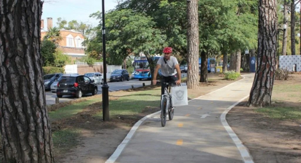 La Municipalidad deberá reparar los baches en las ciclovías de la ciudad
