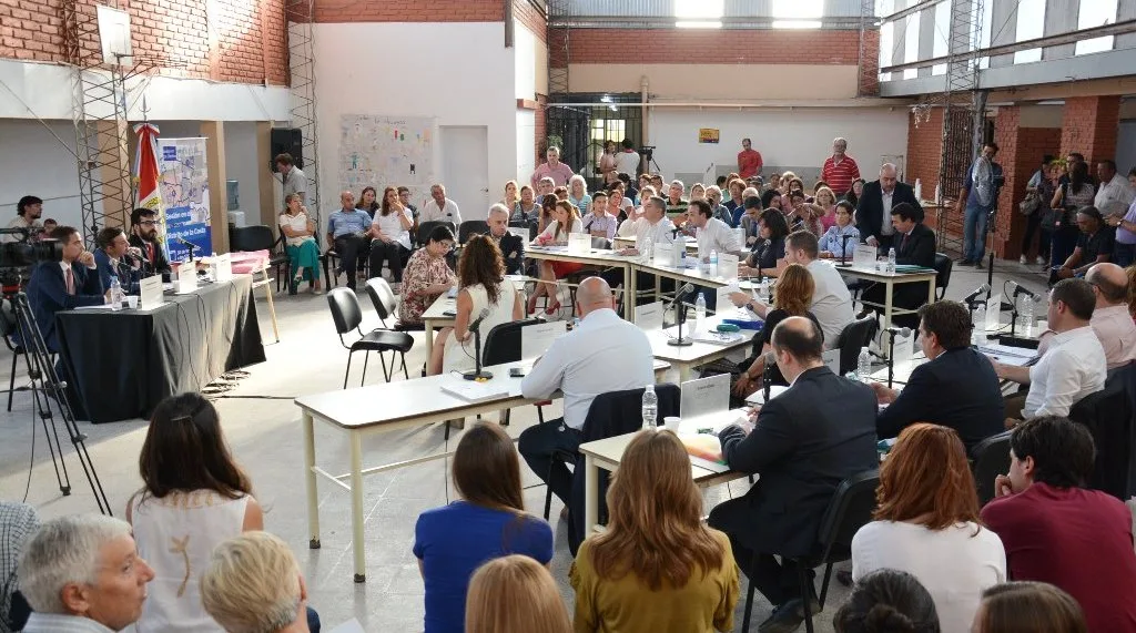 El Concejo Municipal sesionó en el Distrito de la Costa