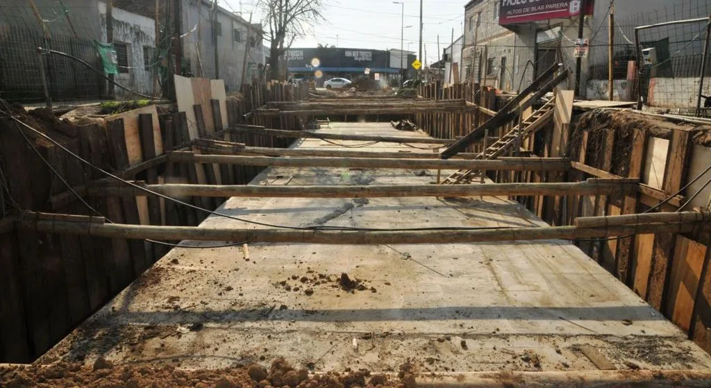 Convocan al Intendente Corral por la obra del Desagüe Espora