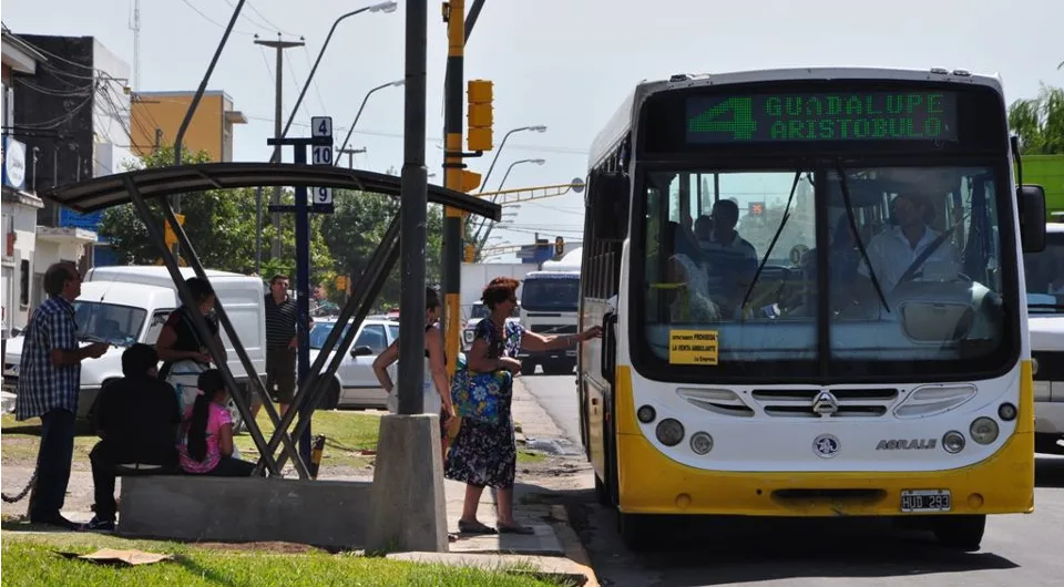Colectivos gratis para conmemorar el 8M
