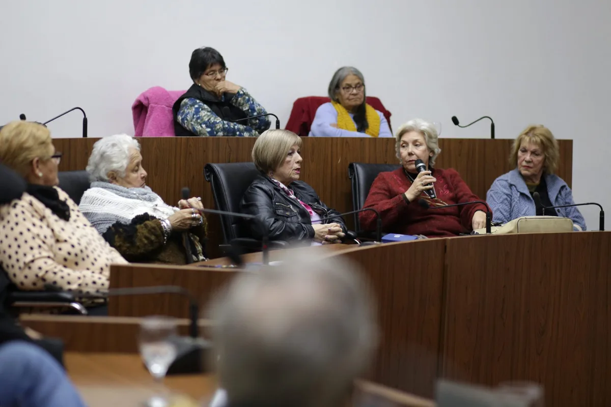 Personas mayores: los agentes municipales recibirán capacitación sobre sus derechos