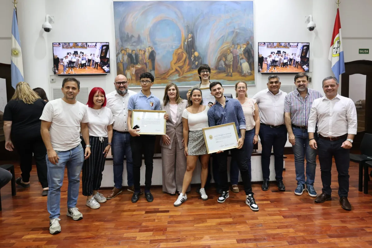 El Concejo reconoció a tres Jóvenes Santafesinos Destacados