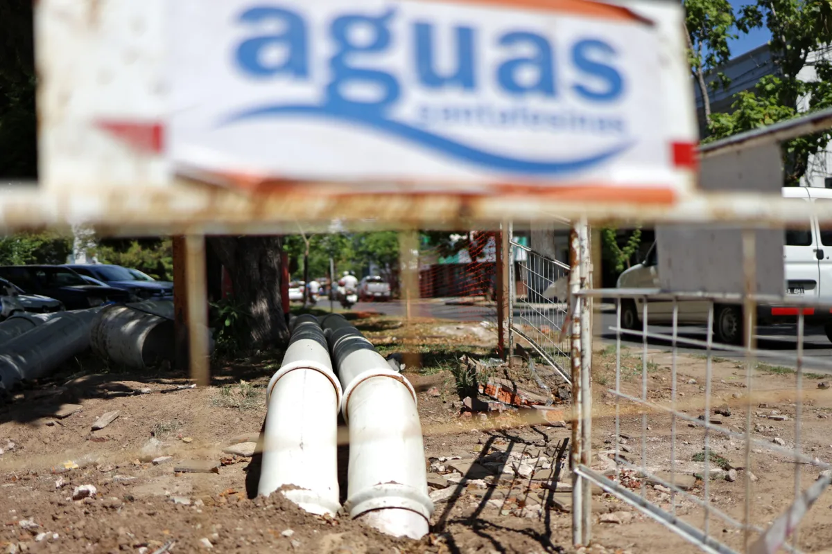 Modifican una ordenanza para que el servicio de cloacas llegue a más barrios