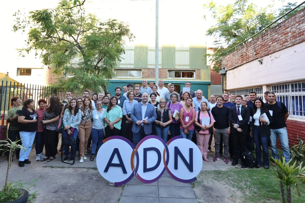 Concejales y vecinos juntos, en el tercer encuentro de ADN Santa Fe
