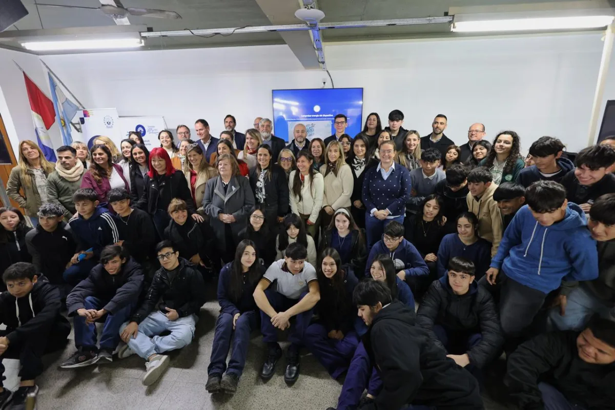 Con las escuelas como protagonistas, se presentó el programa de salud mental adolescente “De esto sí se habla”