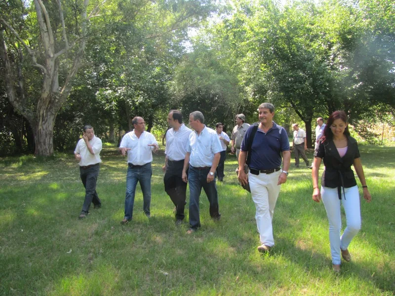 Corral y Simoniello visitaron el recuperado Vivero Municipal