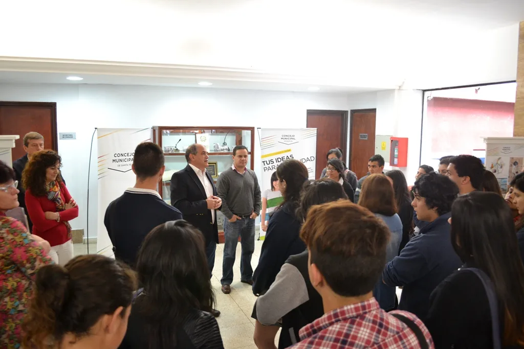 Una jornada parlamentaria, en la previa de la Sesión del Concejo Joven