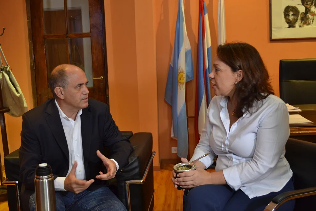 Simoniello se reunió con la Viceintendenta de Paraná para plantear una agenda común de trabajo