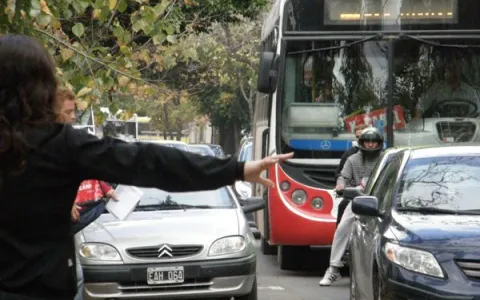 “El Concejo en Tu Escuela” cierra la semana en el Colegio Adoratrices