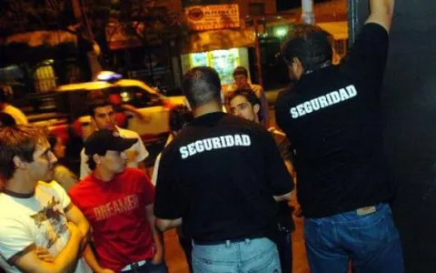 Introducen requisitos para el Registro del Personal de Control de Admisión