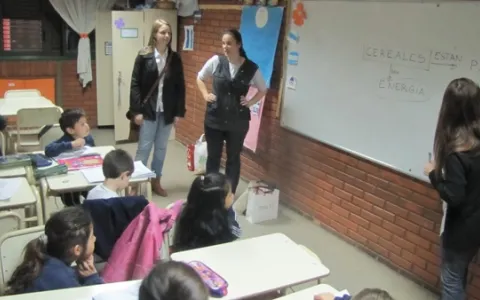 Desarrollaron acciones por una alimentación saludable en la Escuela Sarmiento