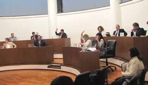 El Concejo Municipal aprobó 110 nuevas licencias de taxis para la ciudad