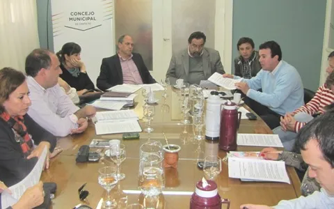 Los Concejales mantuvieron una reunión con funcionarios municipales y provinciales