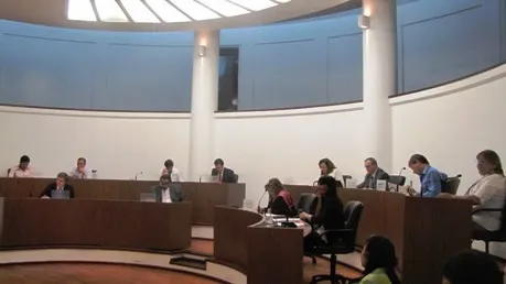 Evaluarán instalar contenedores de residuos en el microcentro y zonas aledañas
