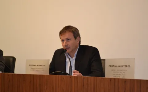 La ciudad se adhiere al Programa del Control del Tabaquismo