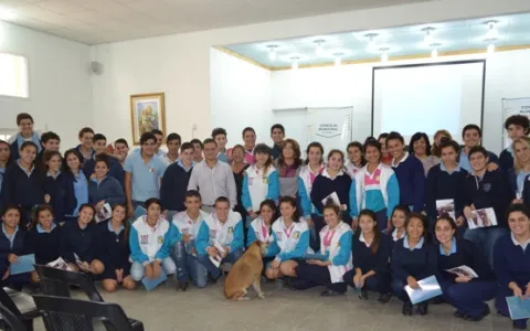 “El Concejo en Tu Escuela” continúa con su recorrido por los barrios de la ciudad