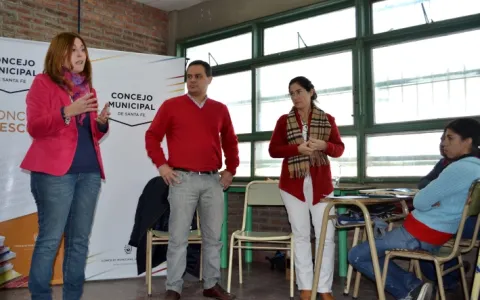 Alumnos secundarios fueron los protagonistas de “El Concejo en Tu Escuela”