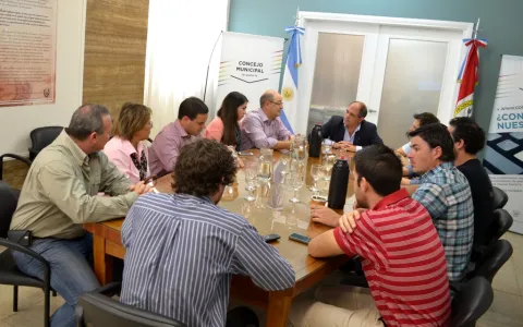 Los Concejales distinguieron al Ballet Martín Fierro