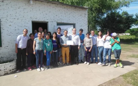 Los Concejales interactuaron con alumnos de la Escuela 8 de Marzo