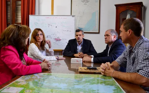 Concejales mantuvieron un encuentro con el Presidente del Ente Portuario