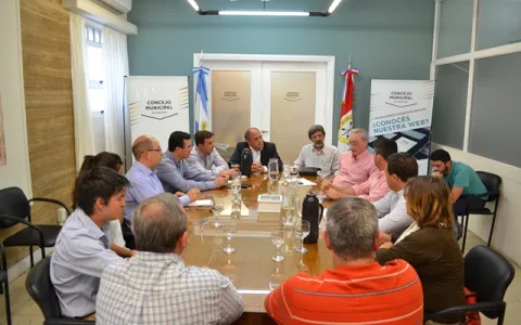 Concejales y funcionarios municipales evaluaron las medidas a tomar ante el fenómeno “El Niño”