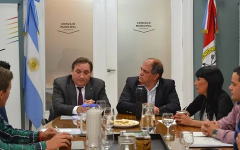 Concejales mantuvieron un encuentro con Julio Genesini