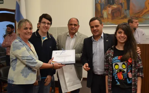 Se expone en el Concejo la muestra fotográfica “Derecho a la información y censura”