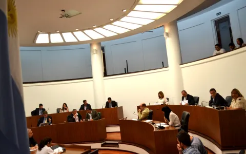 Declaran a los reservorios como “bienes pertenecientes al dominio público local”