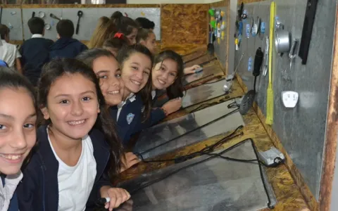 Los estudiantes agotaron los turnos para las visitas guiadas a la muestra de Bernasconi