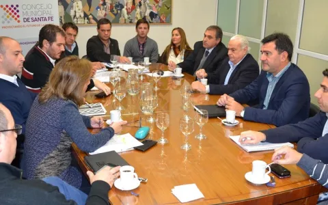 Concejales y Cámaras inmobiliarias acordaron contemplar el cobro de los alquileres hasta el 10 de cada mes