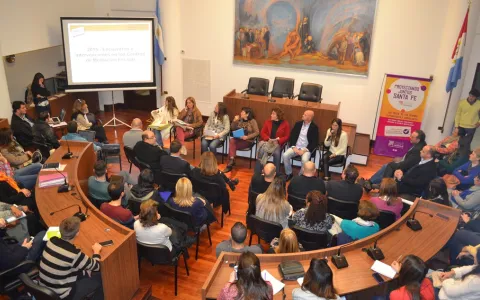 Profesionales debatieron sobre la problemática de Bullying