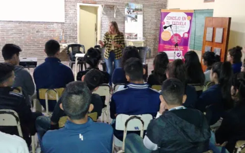 “El Concejo en Tu Escuela” estuvo presente en barrio Yapeyú