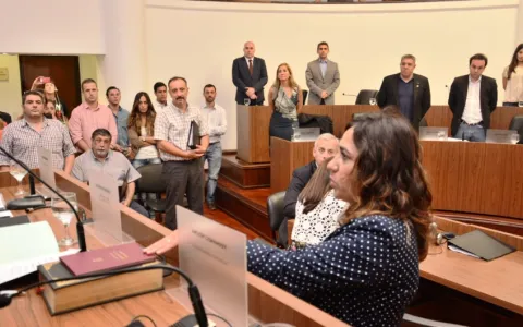 Daniela Veglia tomó juramento como vocal del Tribunal de Cuentas Municipal
